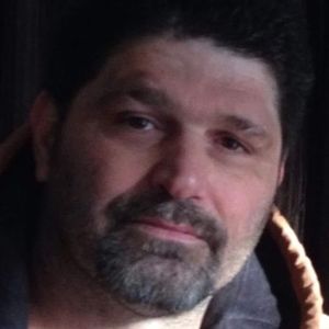 Meet your Posher, Levi